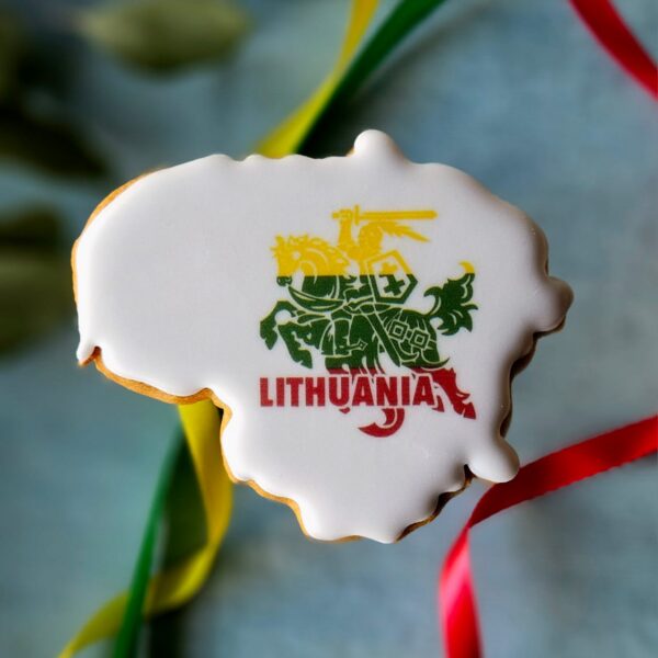 Lietuvos formos sausainis su spauda