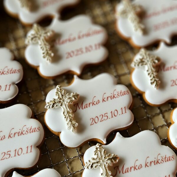 Dekoruotas sausainis "Kryželis"